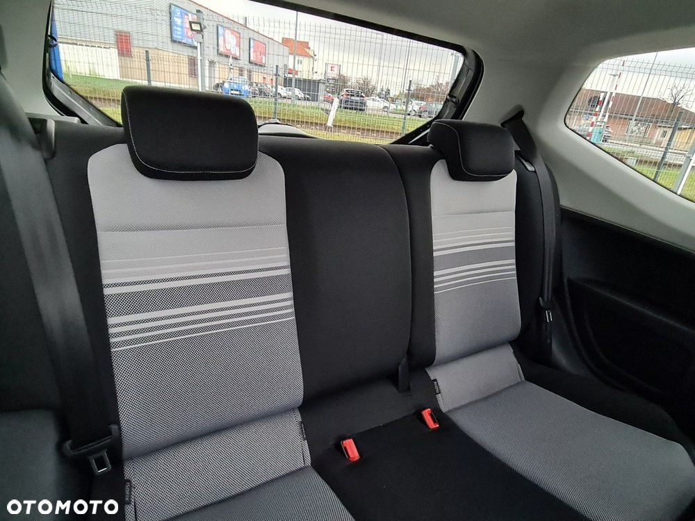 Volkswagen up! 1.0 black - 22