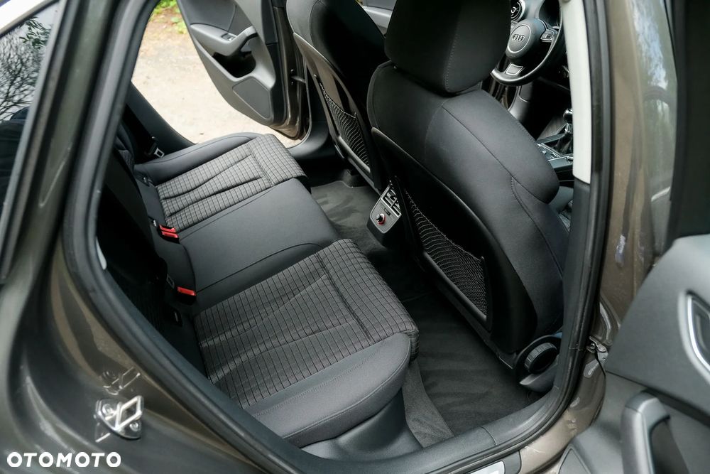 Audi A3 Limousine 2.0 TDI sport - 24