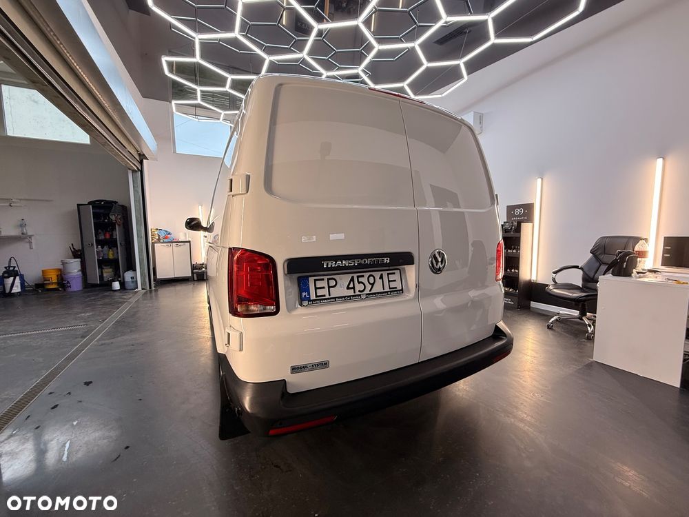 Volkswagen Transporter - 15
