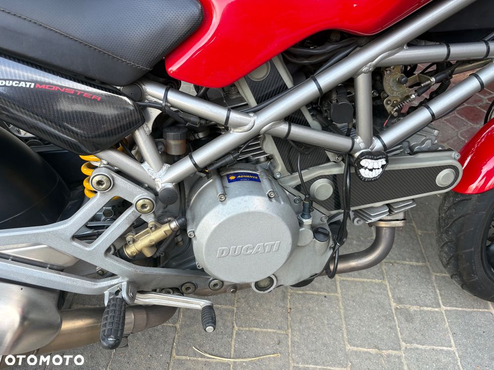 Ducati Monster - 5