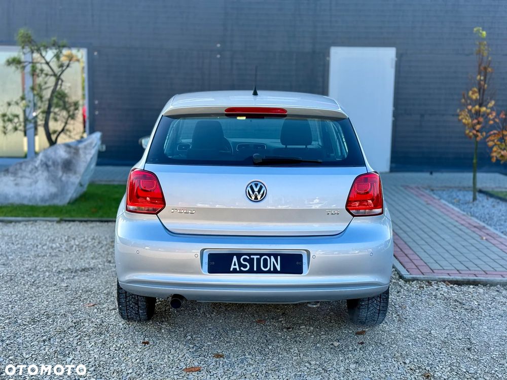 Volkswagen Polo 1.6 TDI Highline - 10