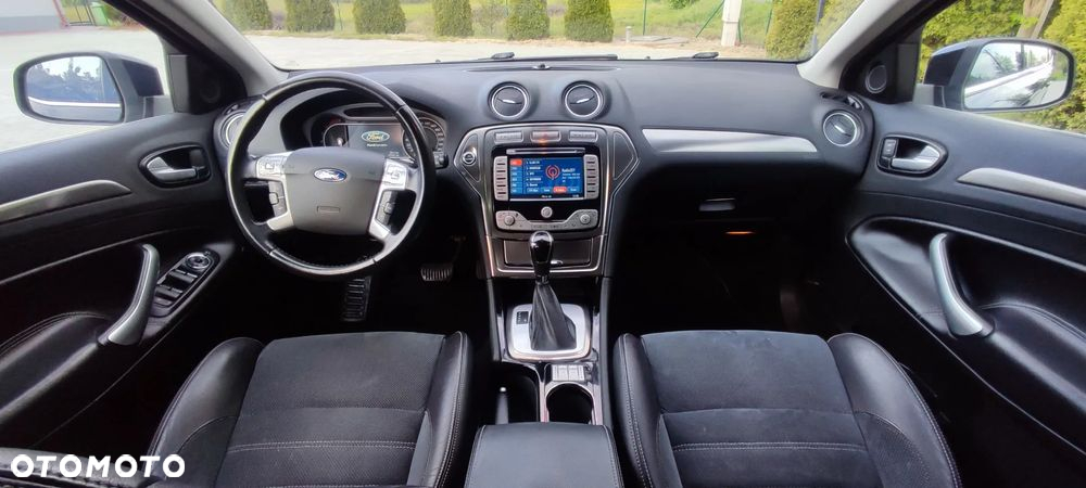 Ford Mondeo - 23