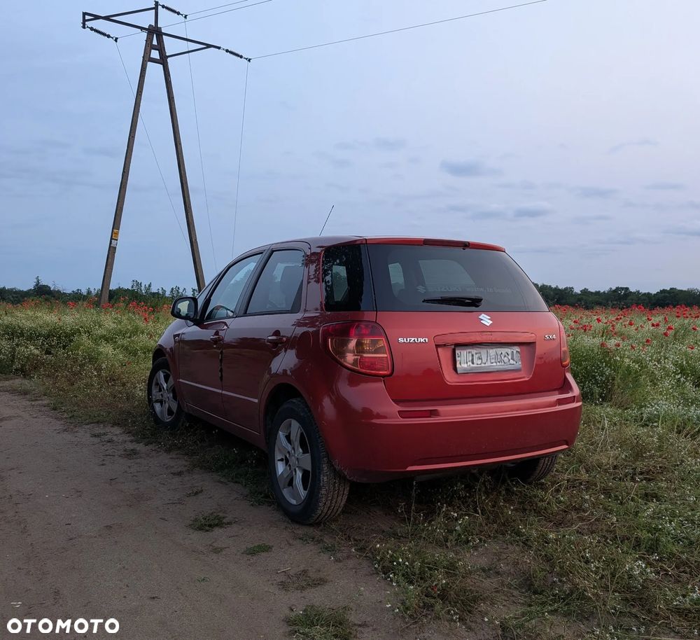 Suzuki SX4 1.6 Comfort - 2