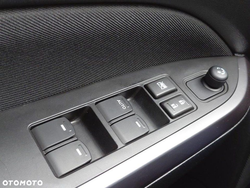 Suzuki Vitara - 15