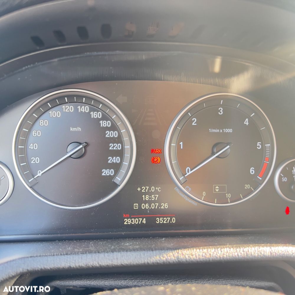 BMW X3 xDrive20d - 8