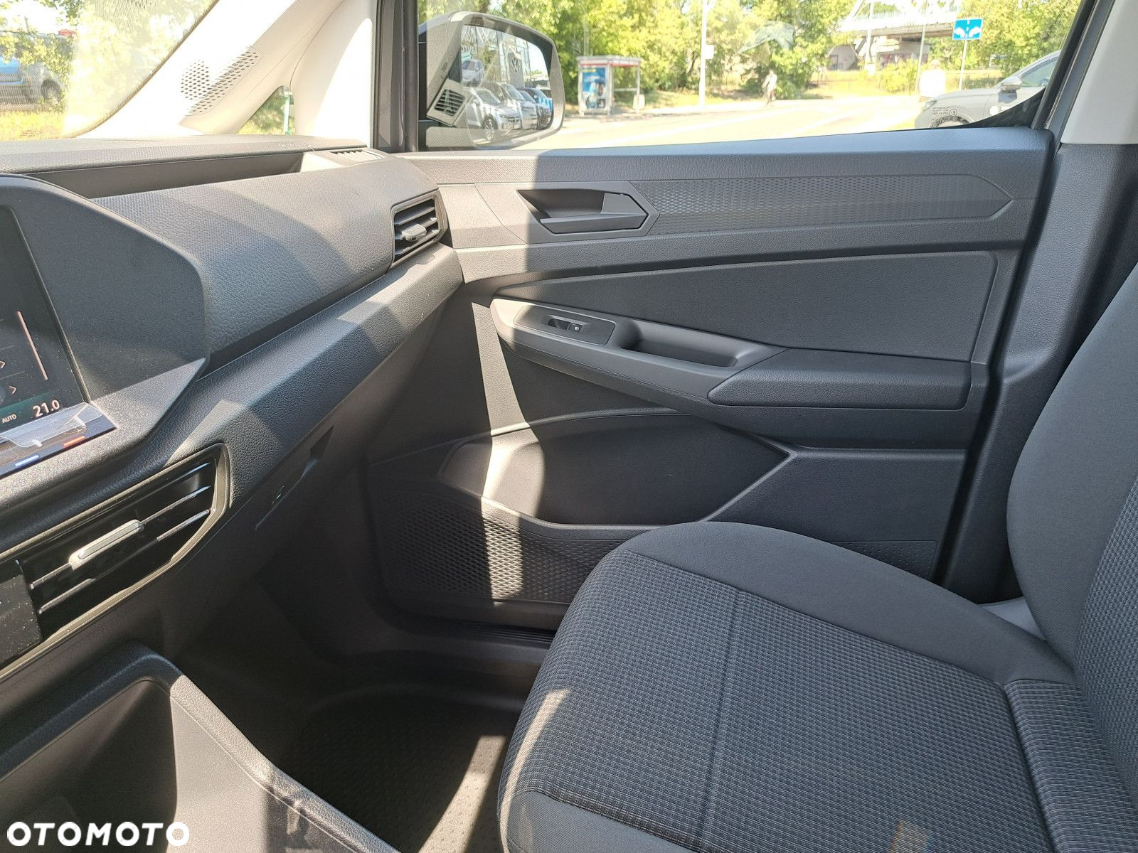 Volkswagen Caddy Cargo 2.0 TDI DSG - 19