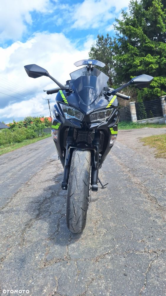 Kawasaki Ninja - 28