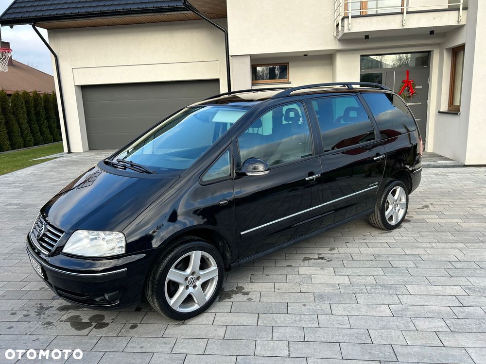 Volkswagen Sharan 1.8T Highline - 1