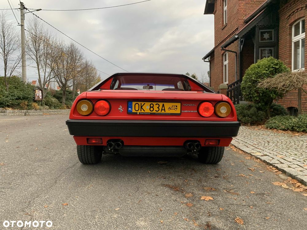 Ferrari Mondial - 8