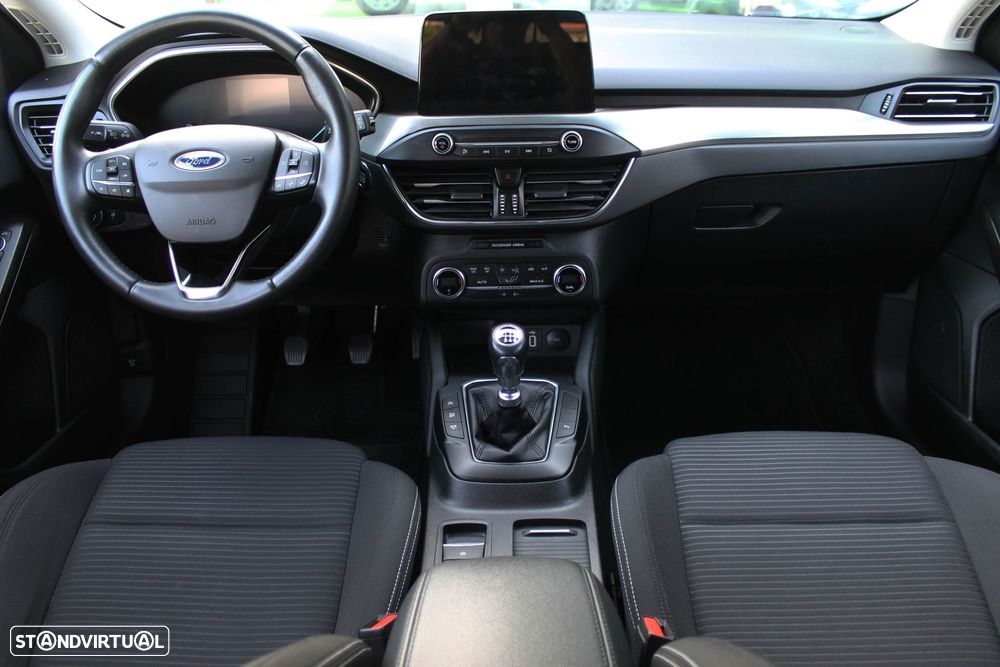 Ford Focus 1.5 TDCi EcoBlue Titanium - 9