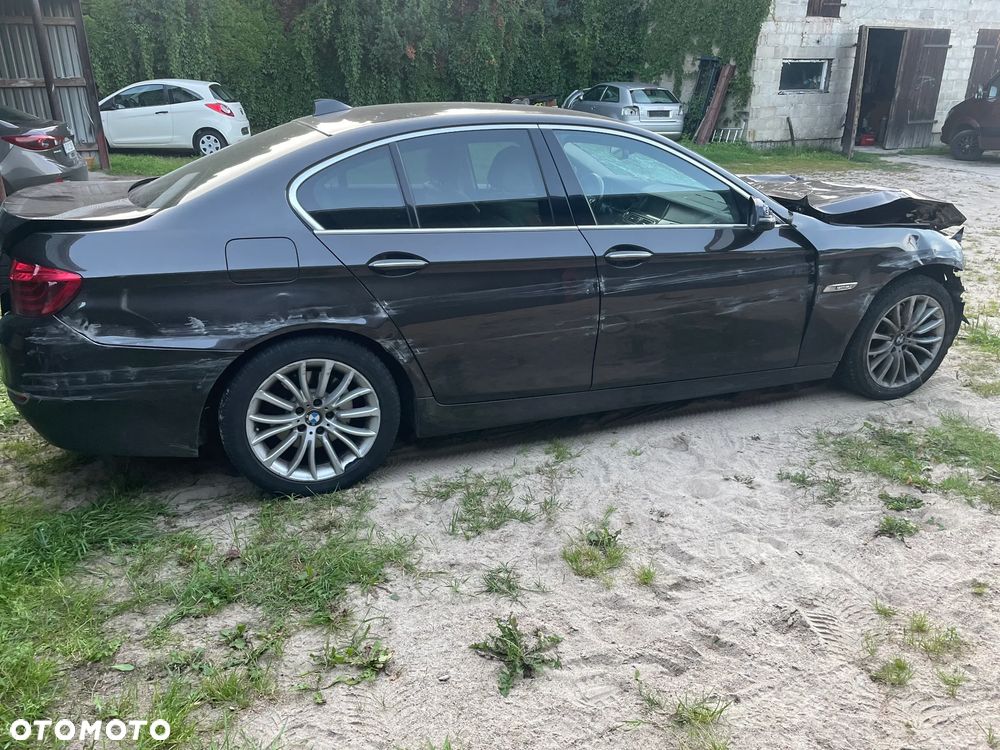 BMW Seria 5 520d xDrive Luxury Line - 15