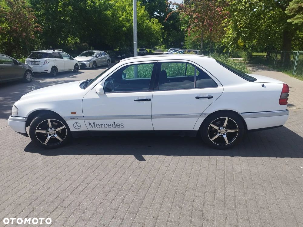 Mercedes-Benz Klasa C - 2