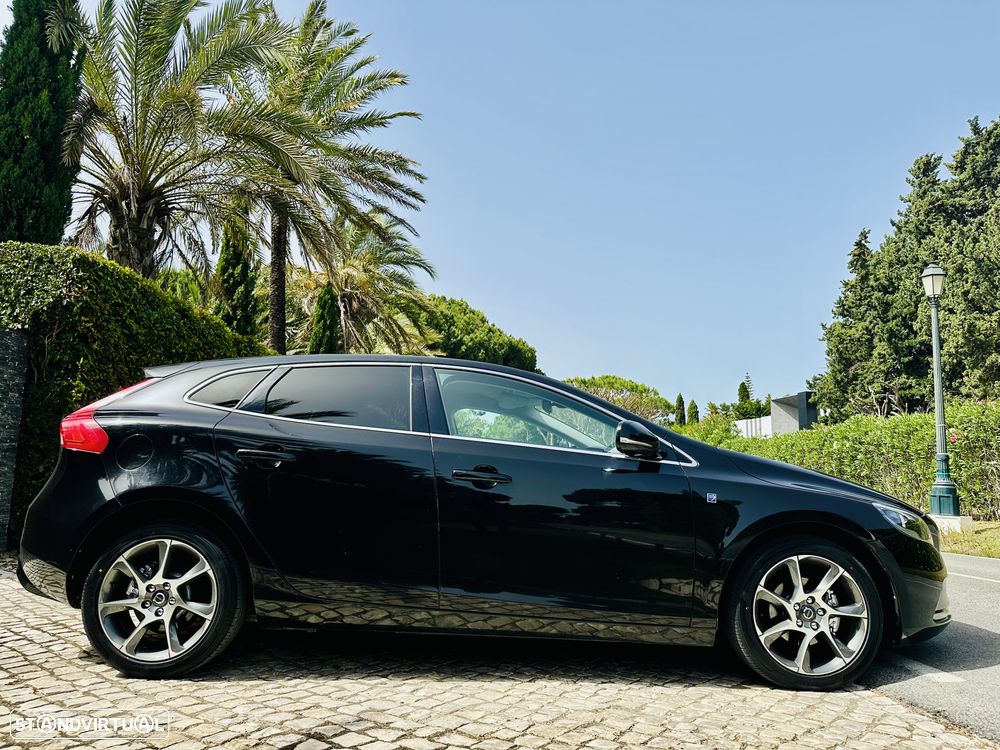 Volvo V40 2.0 D2 Volvo Ocean Race - 13