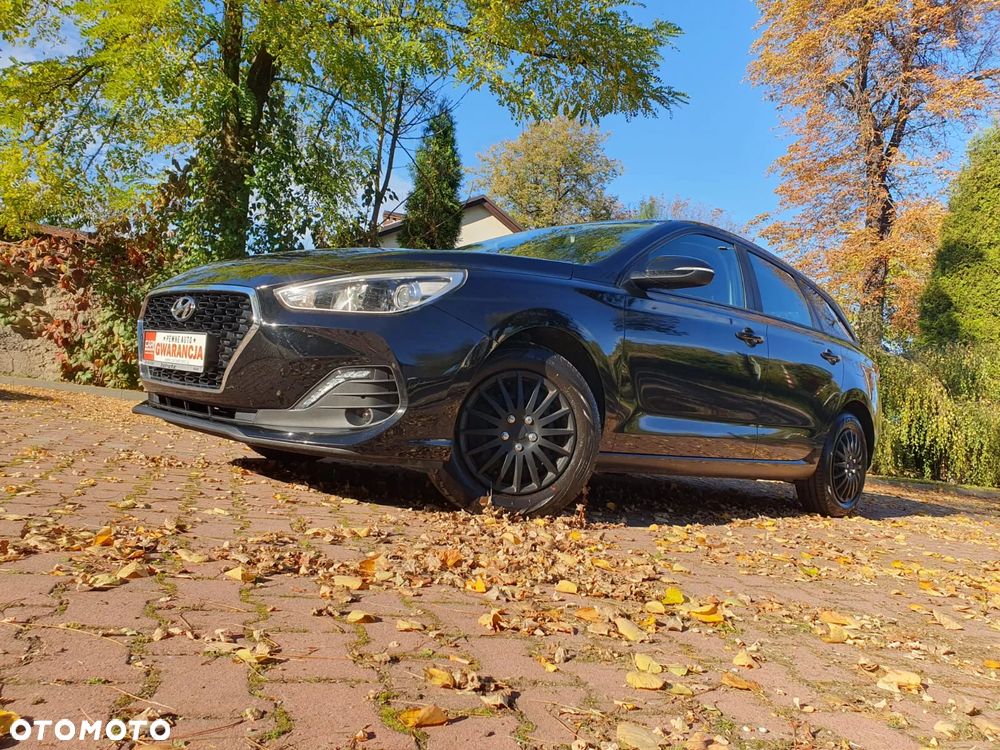 Hyundai i30 1.4 Select - 17
