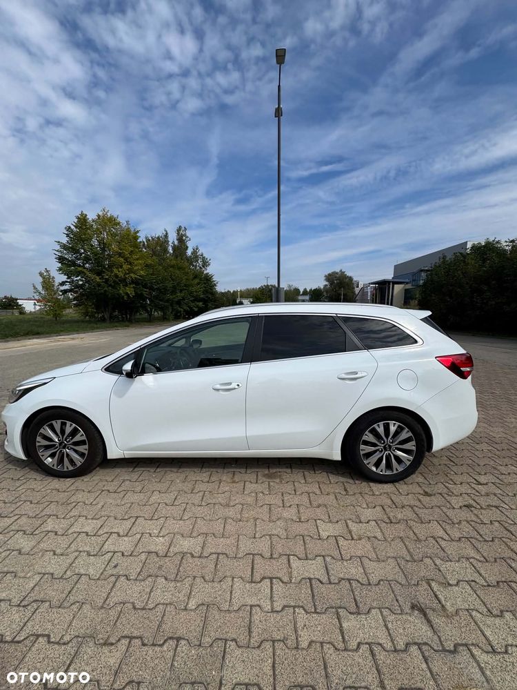 Kia Ceed 1.6 CRDi L DCT - 5