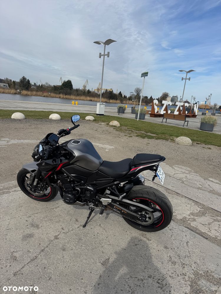 Kawasaki Z 900 - 5