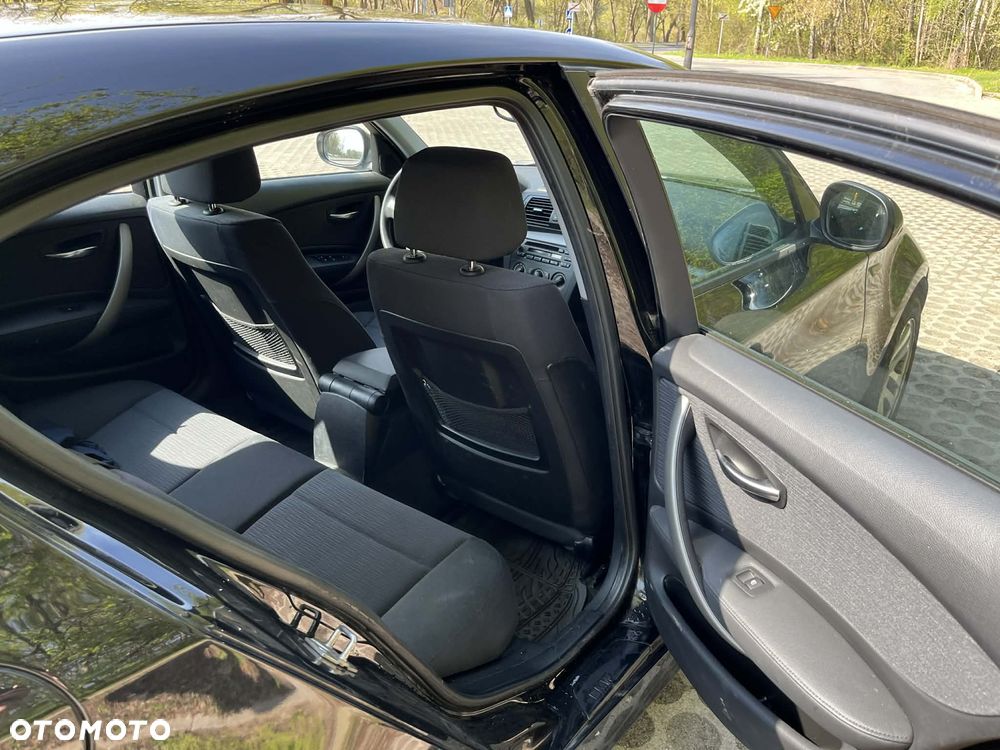 BMW Seria 1 116i - 4