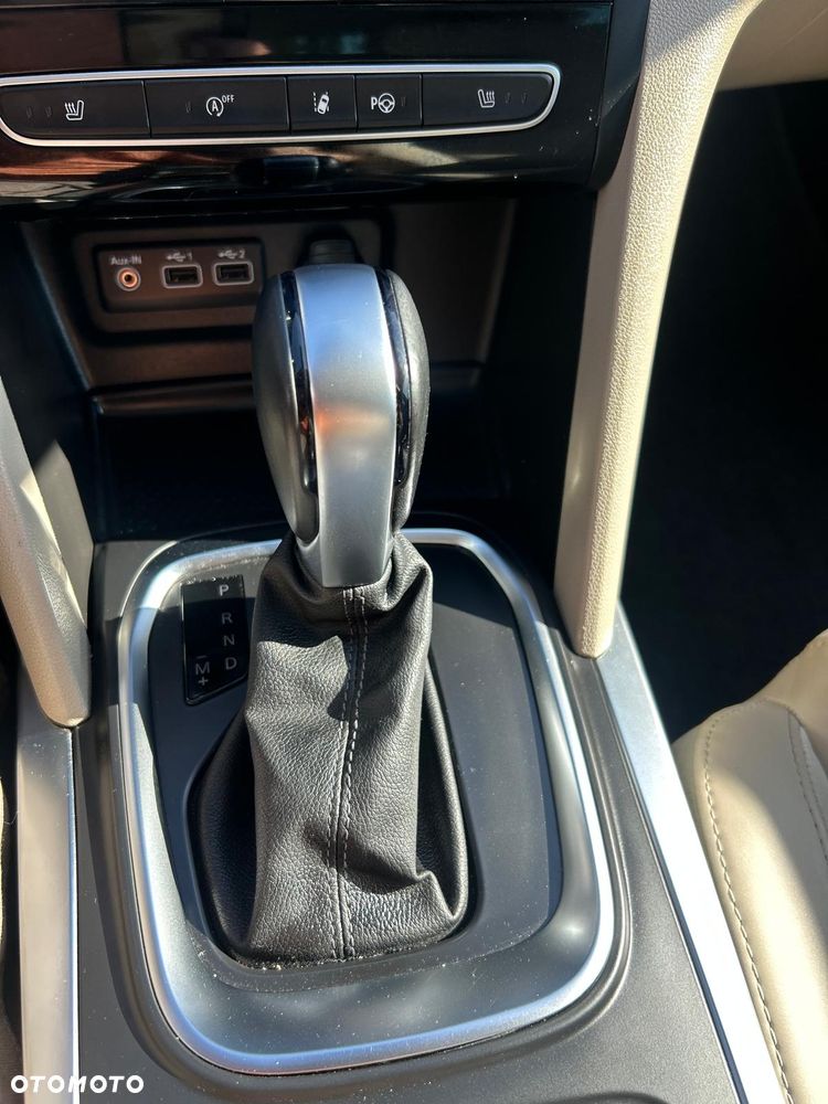 Renault Megane 1.3 TCe FAP Limited EDC - 37