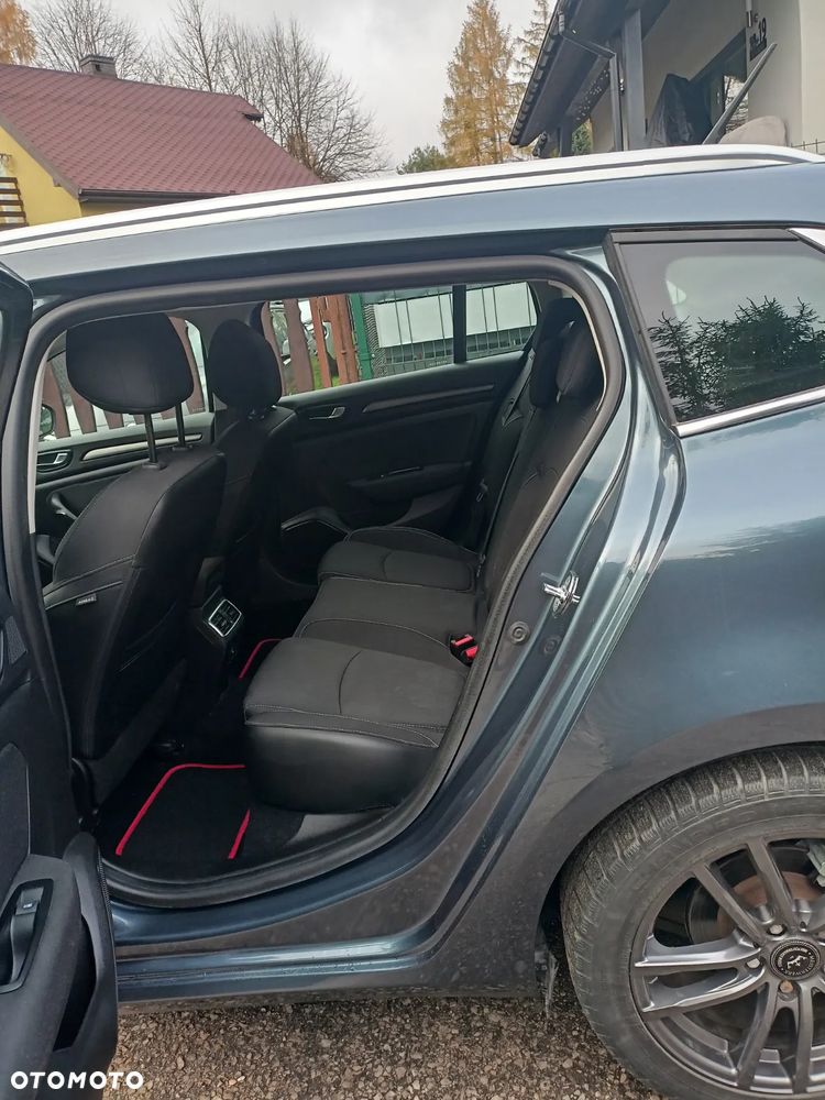 Renault Megane Grandtour TCe 115 GPF LIFE - 12