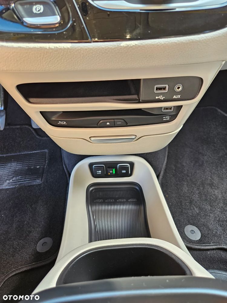 Chrysler Pacifica - 20