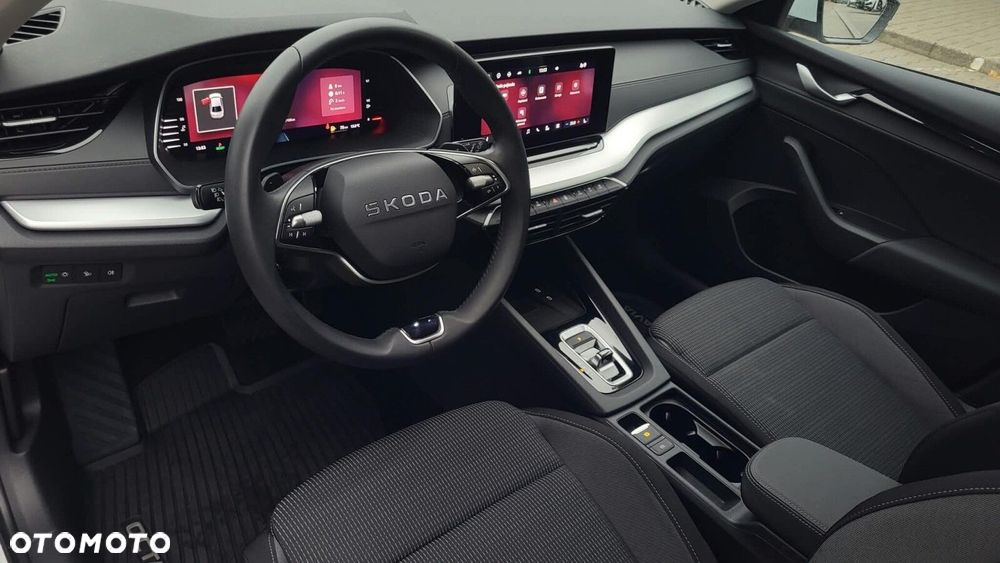 Skoda Octavia 1.5 TSI mHEV Selection DSG - 11