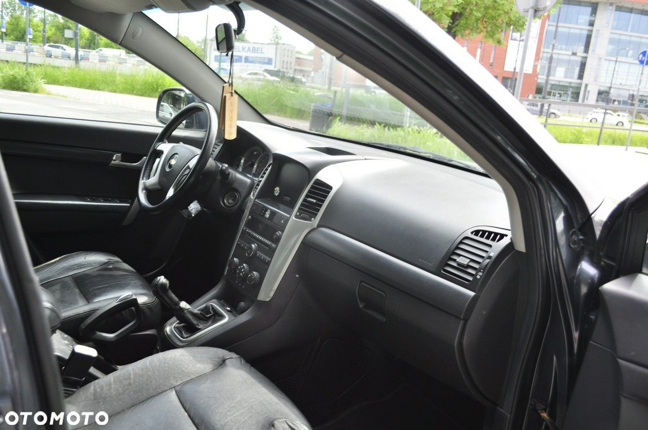 Chevrolet Captiva - 11