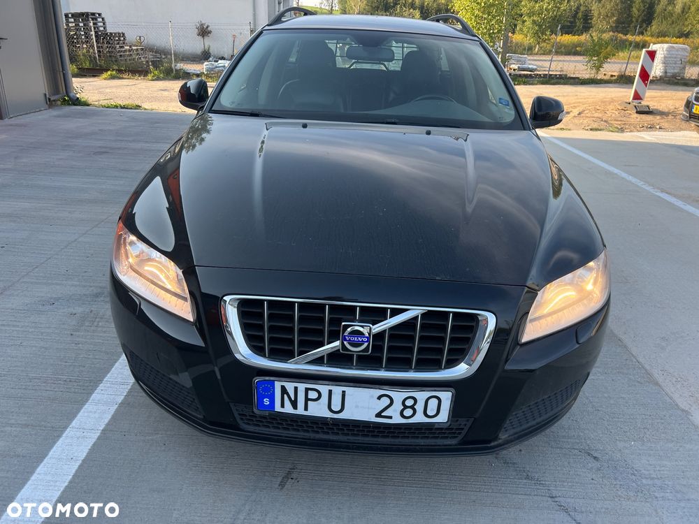 Volvo V70 2.5T Momentum - 6