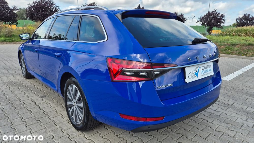 Skoda Superb 2.0 TDI SCR Style DSG - 4