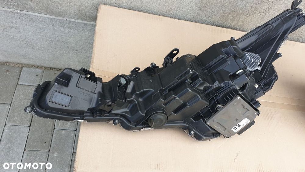 Lampa lampy led kompletna Toyota Corolla XII E21 E210 2018 - komplet 2 soczewki - 9