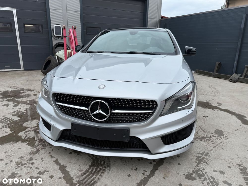 Mercedes-Benz CLA 220 CDI 7G-DCT AMG Line - 5