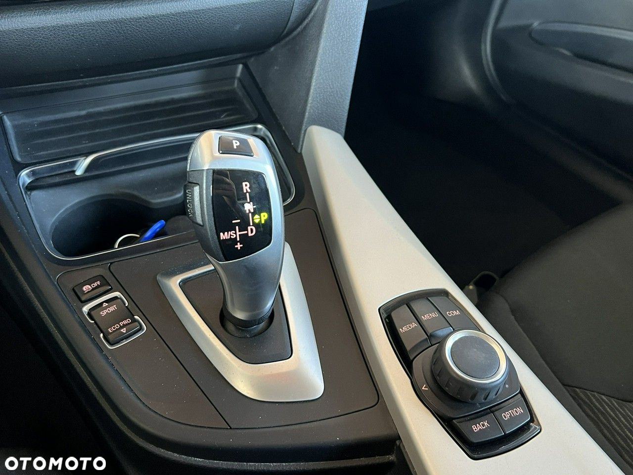 BMW Seria 3 - 21