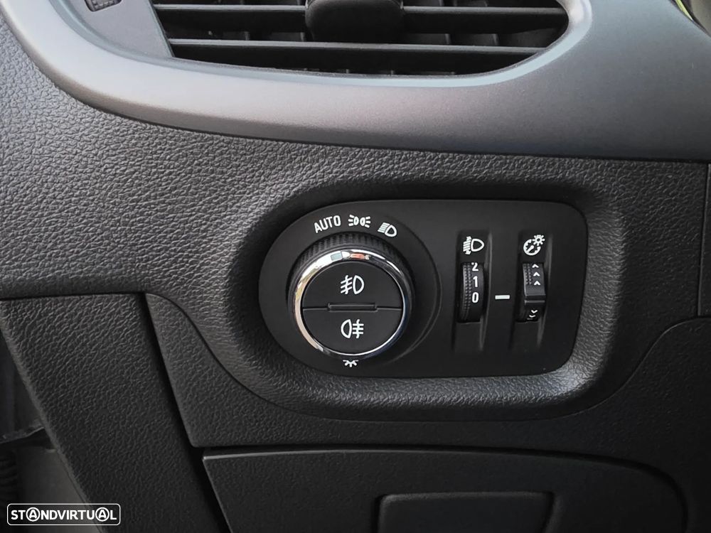 Opel Astra 1.5 D Business Edition S/S - 8