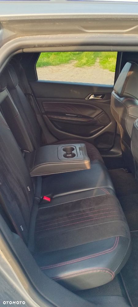 Peugeot 308 - 13
