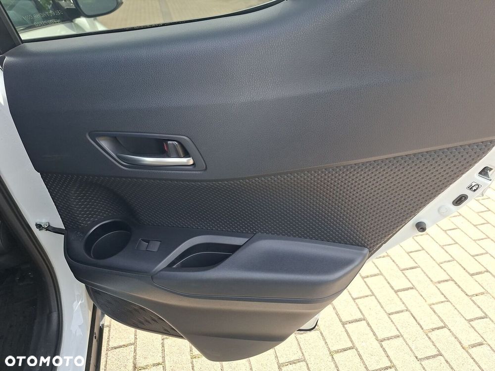 Toyota C-HR 2.0 Hybrid GR Sport - 24