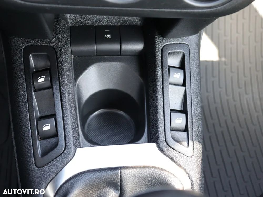 Peugeot 301 1.5 BlueHDI FAP Allure - 16