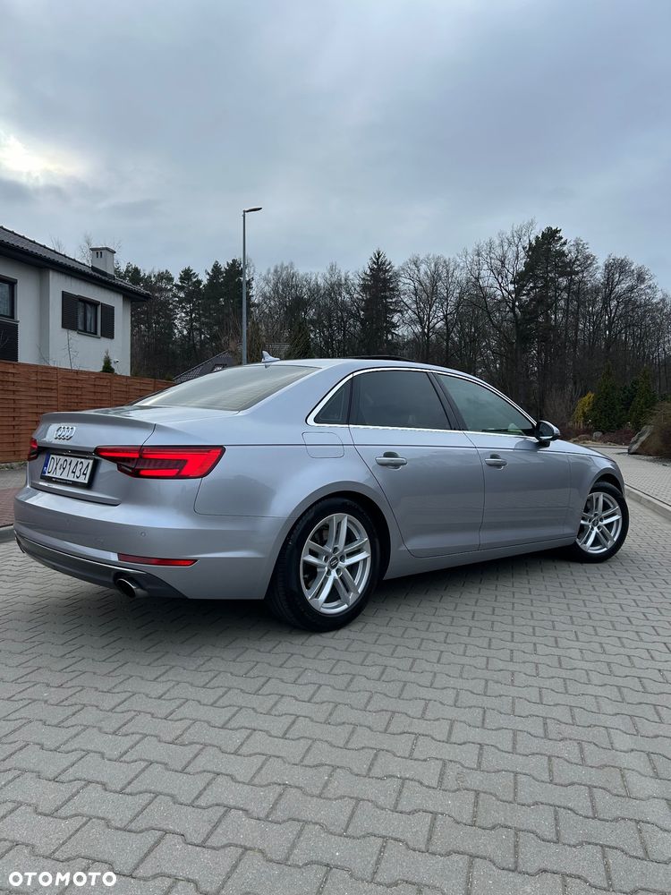 Audi A4 Limousine 40 TFSI - 3