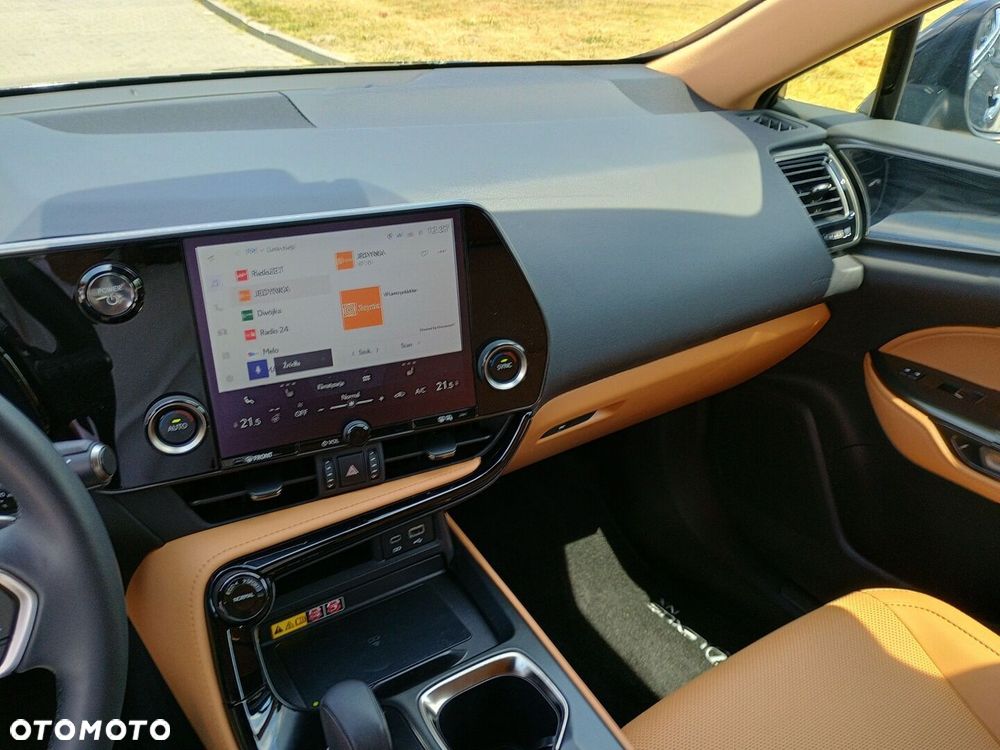 Lexus NX 350h Prestige 2WD - 24