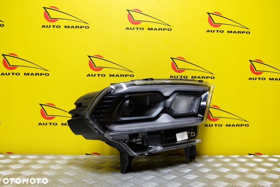 DODGE DURANGO LIFT 2021- REFLEKTOR LAMPA PRAWA CZARNA LED USA - 3