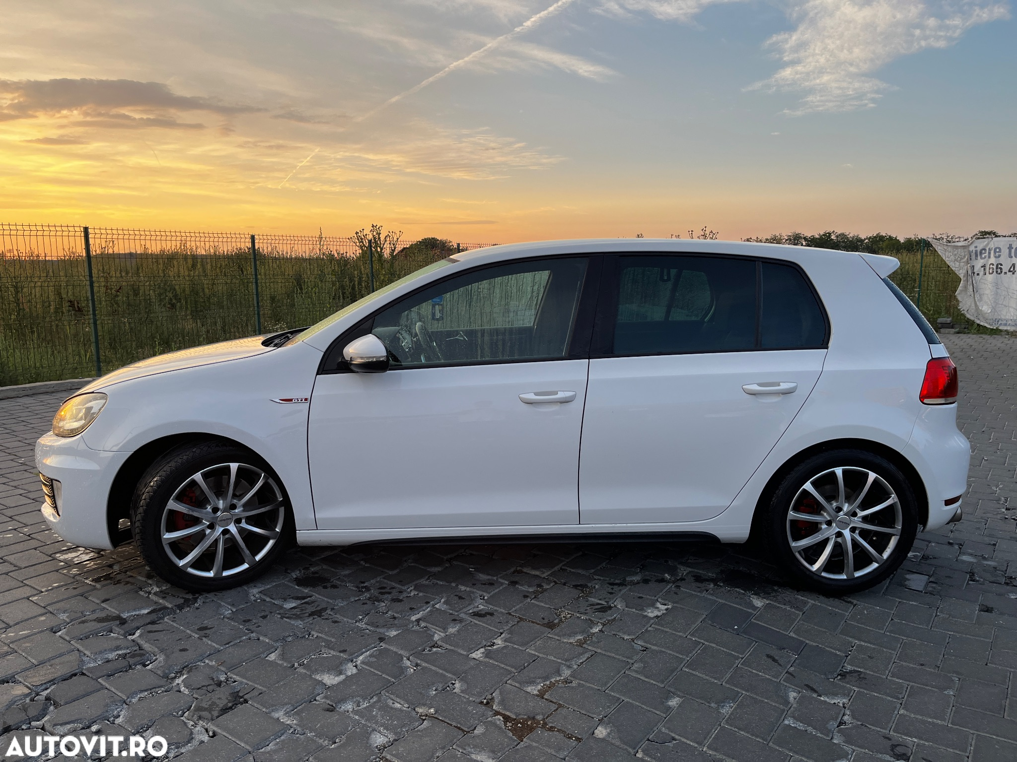Volkswagen Golf 2.0 GTI DSG - 6