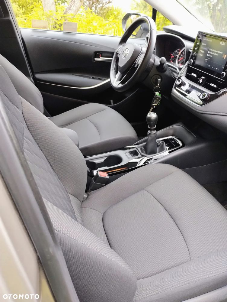 Toyota Corolla 1.6 Comfort - 10