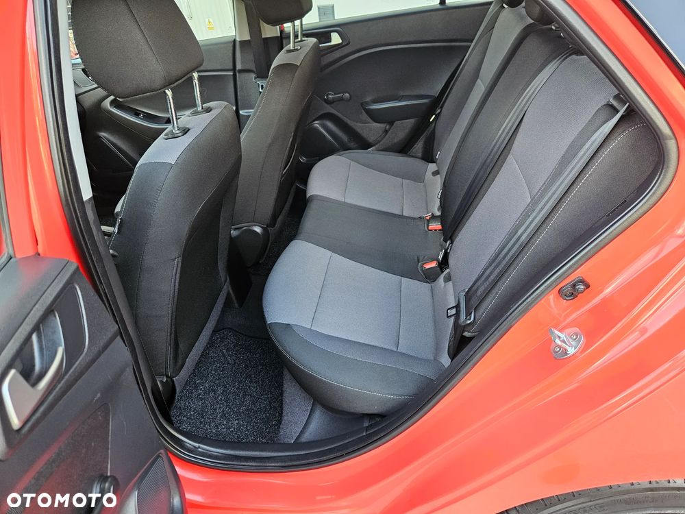 Hyundai i20 blue 1.2 Advantage - 4