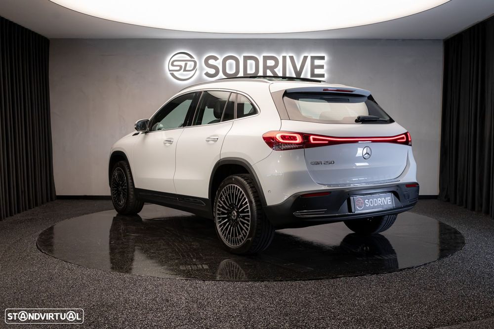 Mercedes-Benz EQA 250 Progressive - 3