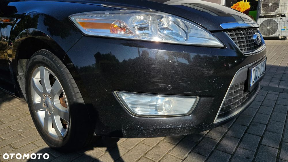 Ford Mondeo 2.0 TDCi Ghia - 12