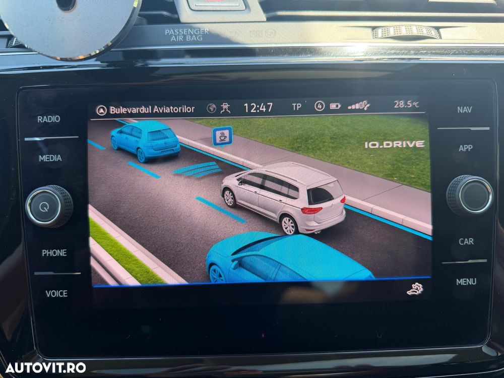 Volkswagen Touran 1.5 TSI DSG Highline - 19