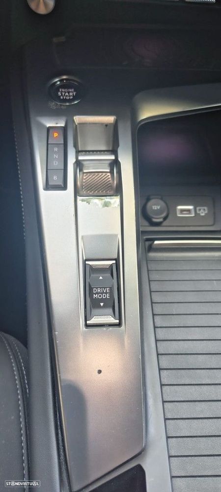 Peugeot 308 1.6 Hybrid GT e-EAT8 - 13