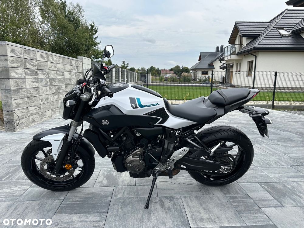Yamaha MT - 11