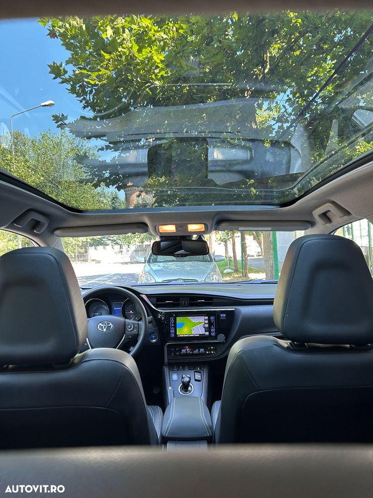 Toyota Auris 1.8 L VVT-i Sol+ - 6