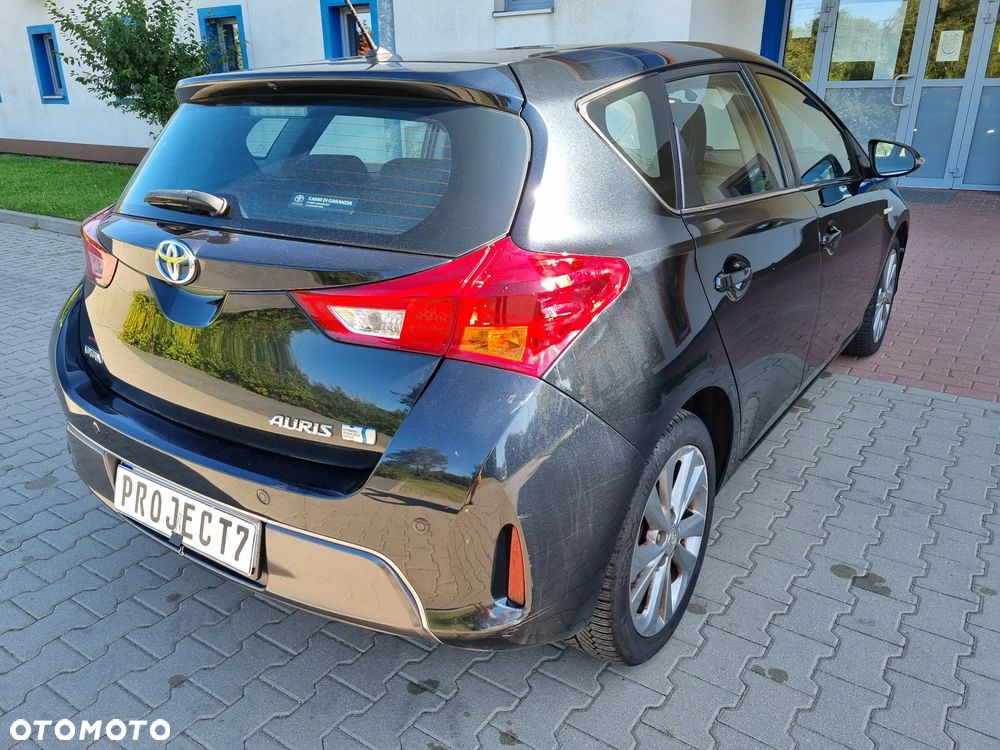 Toyota Auris 1.8 HSD Prestige NAVI - 21