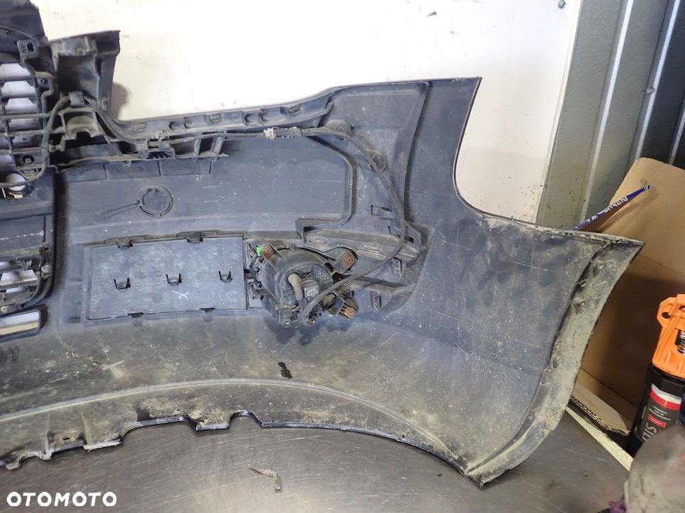 ZDERZAK PRZÓD AUDI A4 B7 - 26