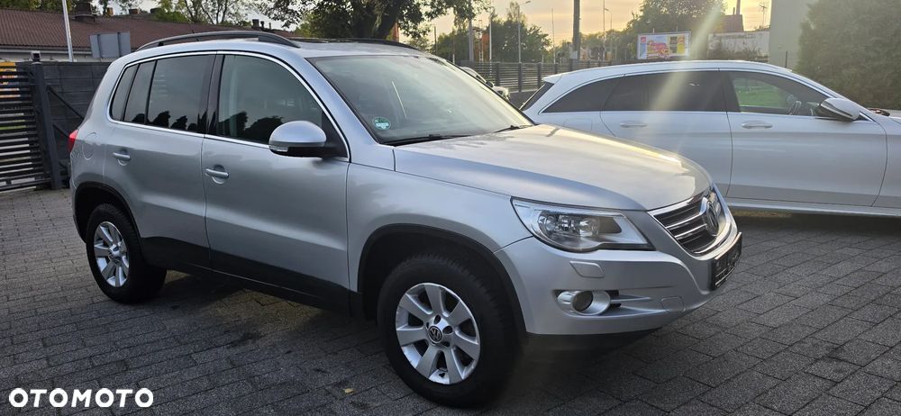 Volkswagen Tiguan - 9